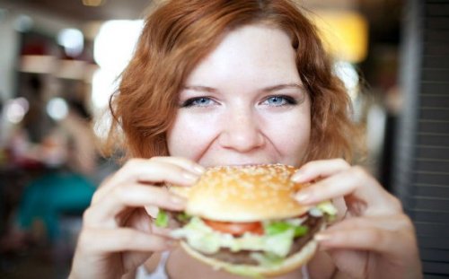 Топ-25: Факты о нездоровой пище, которые могут убедить вас питаться правильно