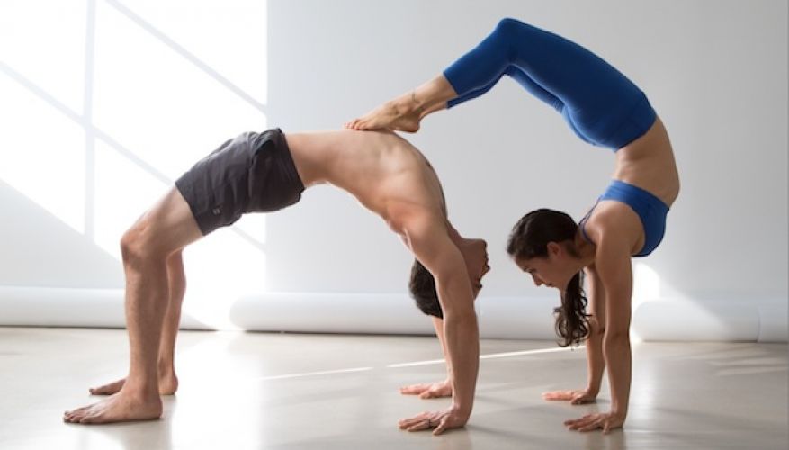 Сложные позы для йоги для двоих   фото (4)