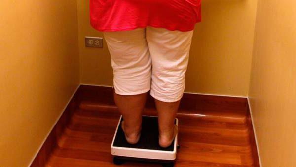 резкий набор веса у женщин причины в 25 лет 