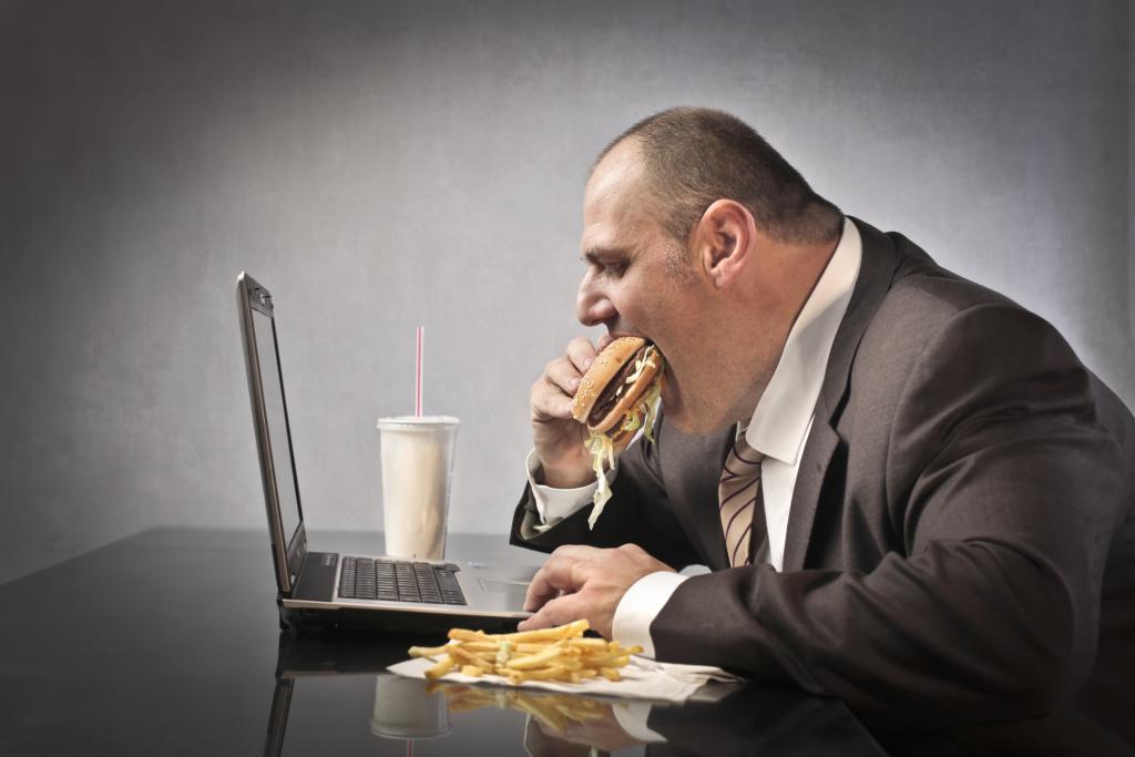 Ожирение - последствие употребления жареной пищи