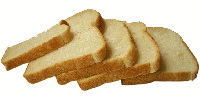 Какой хлеб лучше - белый или цельнозерновой?