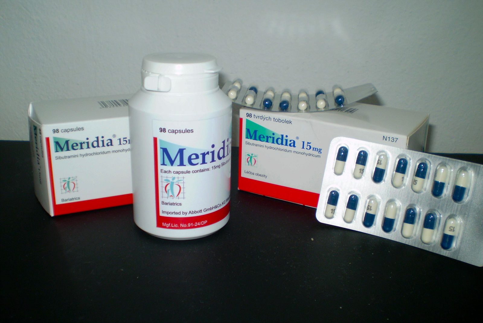 Меридиа 15 мг в капсулах