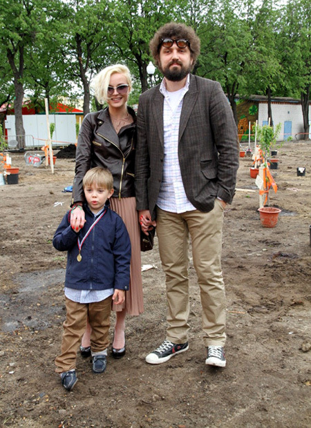 Полина ГАГАРИНА с сыном Андреем и другом Борисом