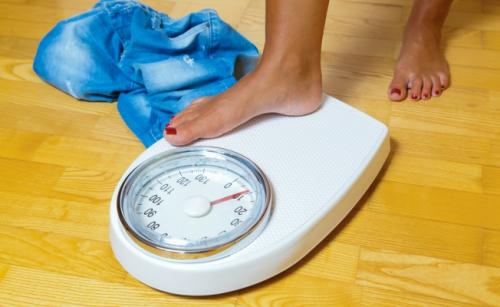 Быстро набирается вес причины. 7 причин, по которым женщины быстро набирают вес 05
