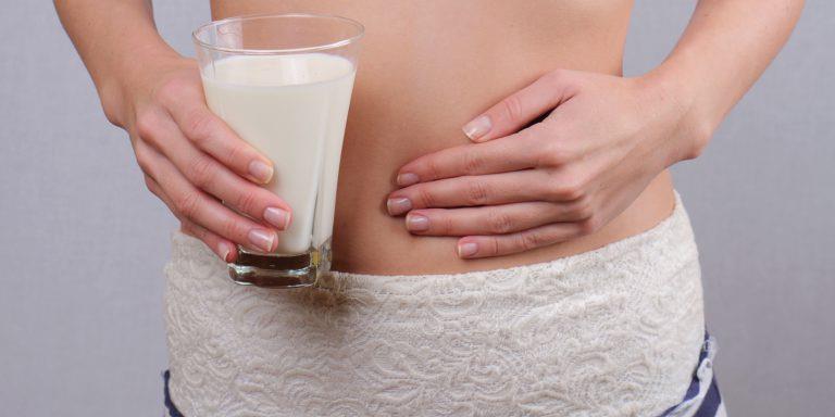 Болит живот после молочных продуктов