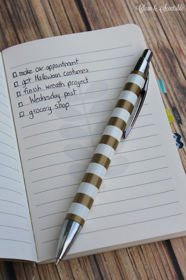 Use this simple system and a little notebook to organize your day and increase your productivity. This is so easy but makes such a difference!!