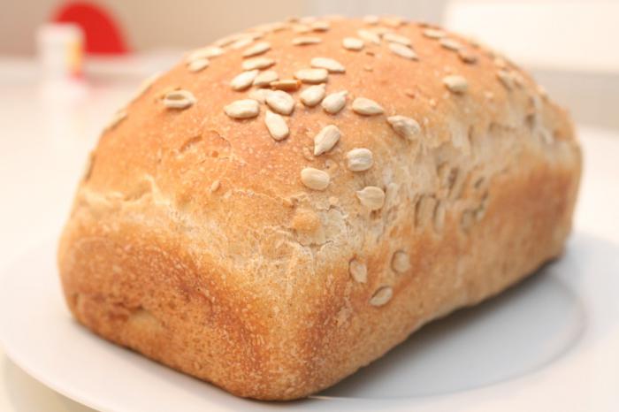сколько калорий в кусочке хлеба