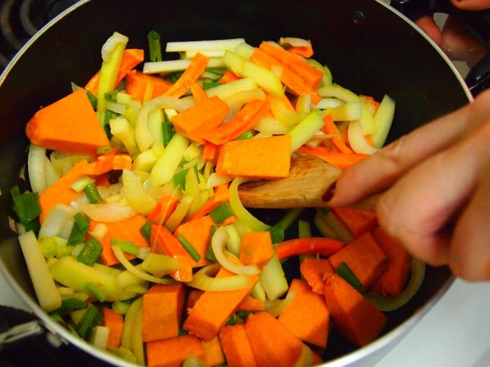приготовление тушеных овощей