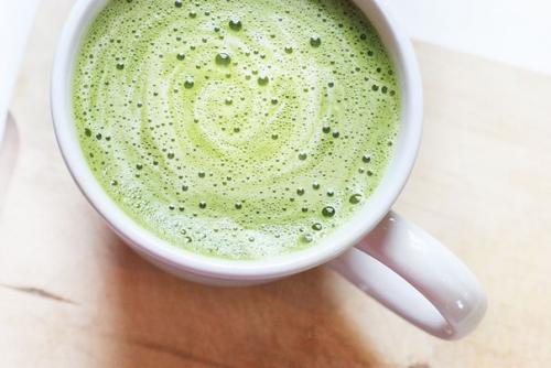 Разгрузочный день на зеленом чае с молоком. Разгрузочный день с зеленым чаем с молоком.